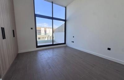 SINGLE ROW | UNDER OP | URGENT SALE