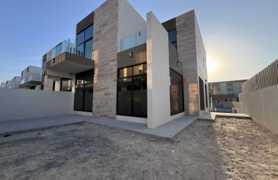 UNDER OP | Luxury 4BR Villa in Elie Saab Vie | MBR City