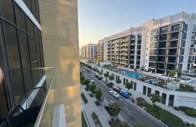 Modern Luxury 1BR | Stylish Living in Meydan
