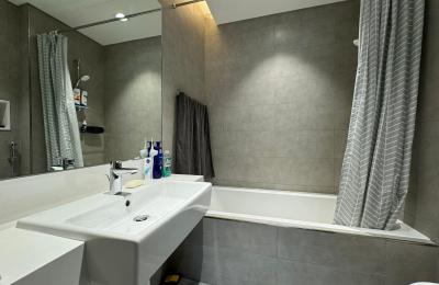 Luxury 1BR Apartment | Water View | District One
