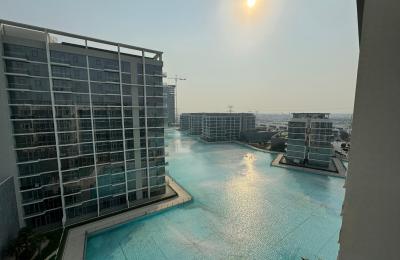 Luxury 1BR Apartment | Water View | District One