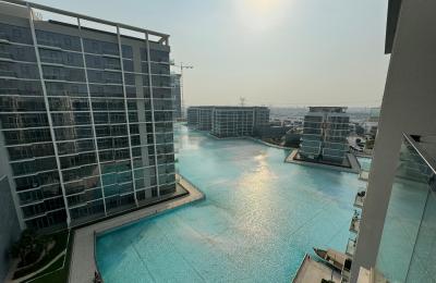 Luxury 1BR Apartment | Water View | District One