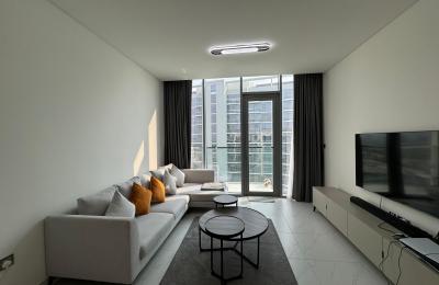 Luxury 1BR Apartment | Water View | District One
