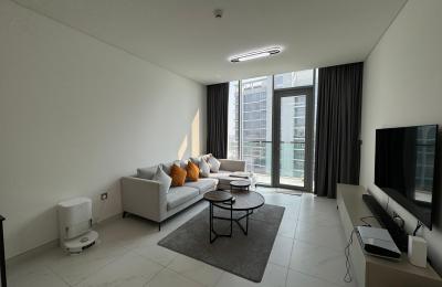 Luxury 1BR Apartment | Water View | District One