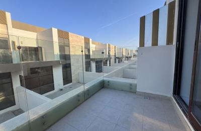 Elie Saab Luxury Villa | Corner Unit | Below OP Price