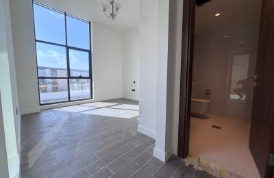 Elie Saab Luxury Villa | Corner Unit | Below OP Price