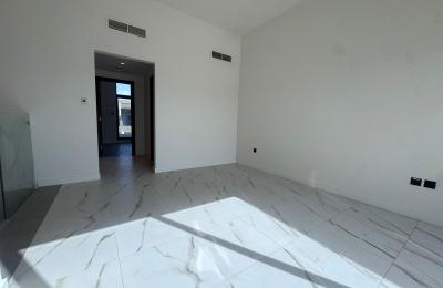 Elie Saab Luxury Villa | Corner Unit | Below OP Price